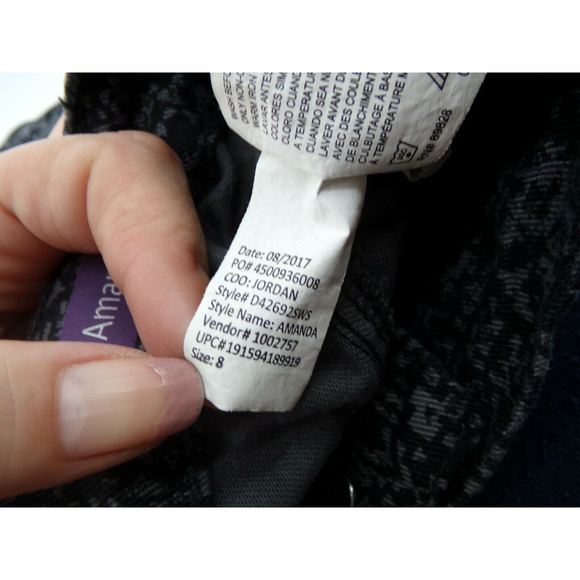 Gloria Vanderbilt Size 8 Short Amanda Jeans Mid Waist Black Gray Geometric Print - Picture 6 of 11